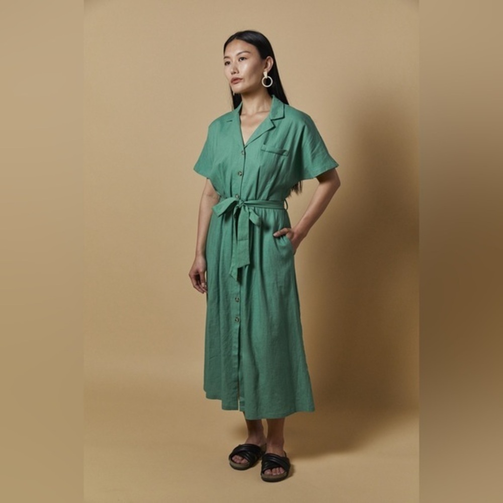 Lush Green Button-Front Midi Shirt Dress